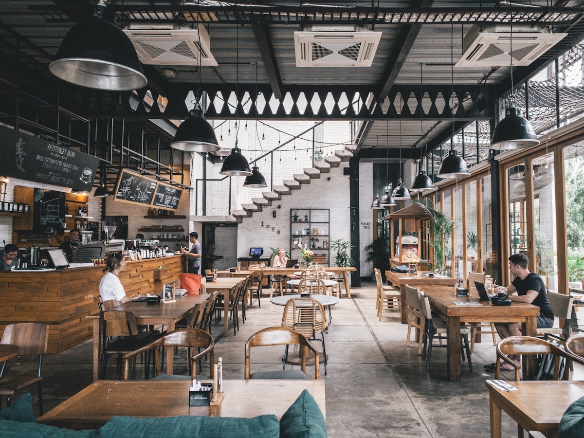How to Switch from Paper Allergen Folders to Digital Menus